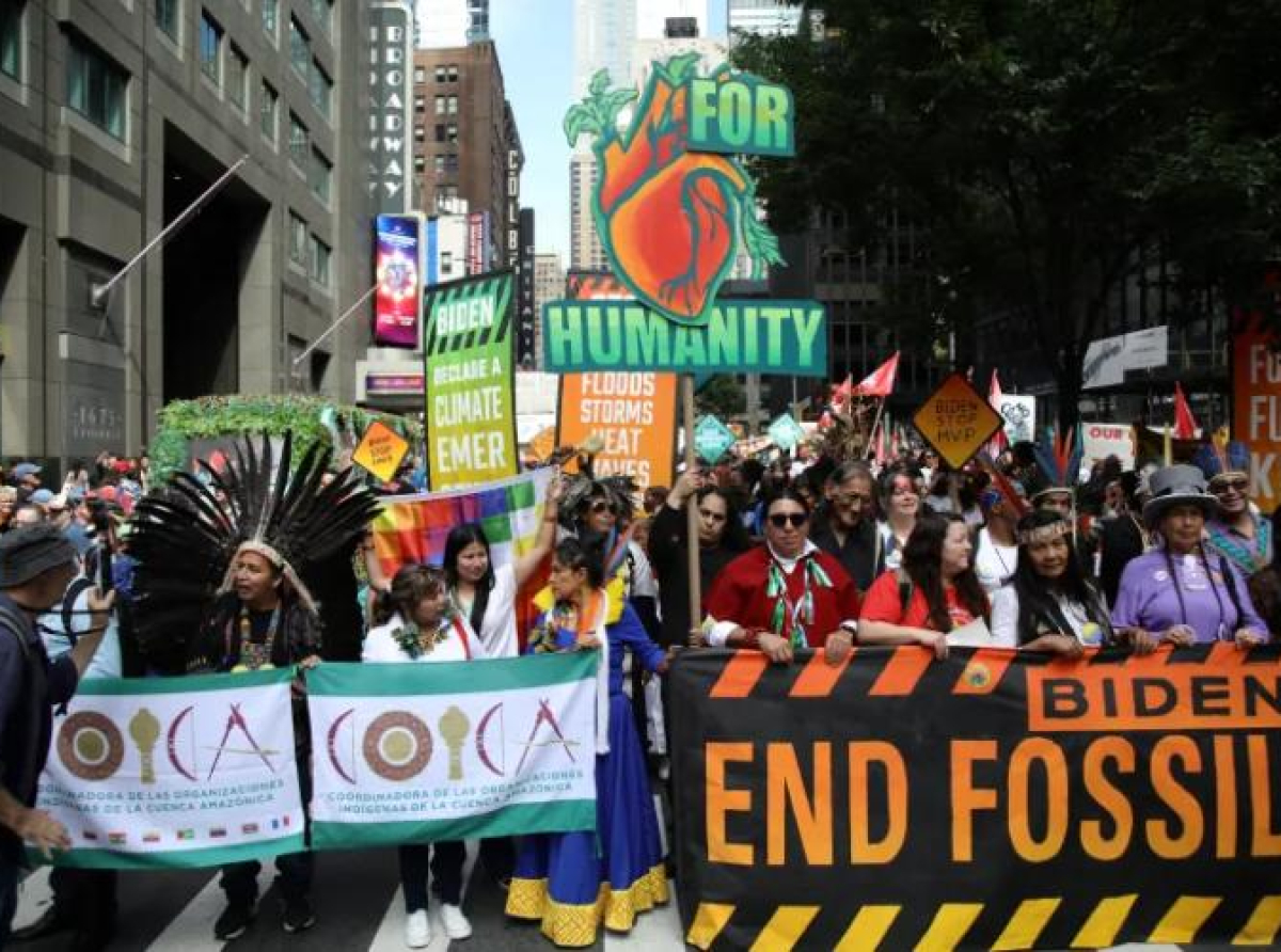 Desetine hiljada ljudi u New Yorku od UN-a traže ukidanje fosilnih goriva
