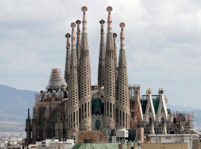 Organska arhitektura - Antoni Gaudi