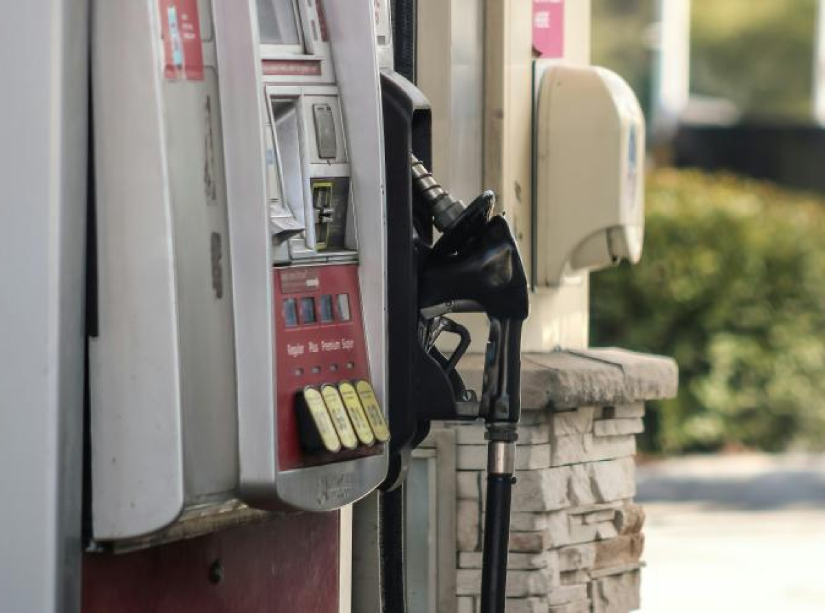 Benzinska pumpa kod Prnjavora i njen vlasnik kažnjeni sa 50.000 KM zbog loše goriva 