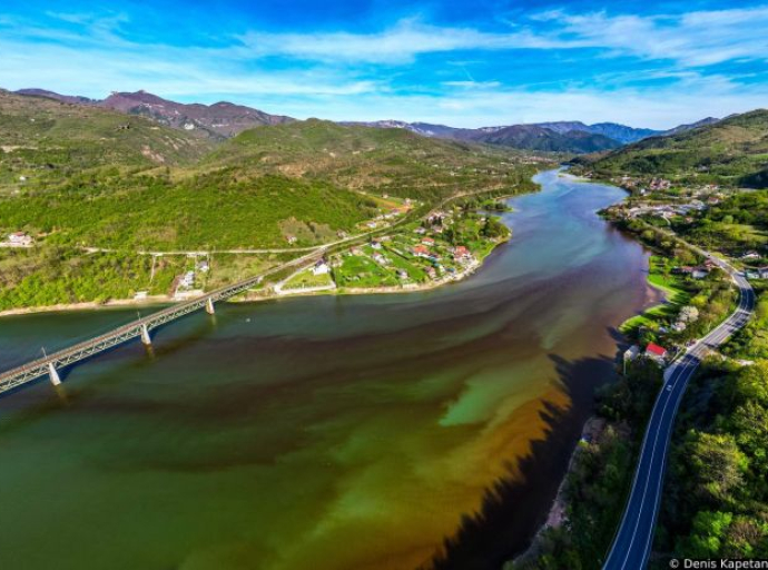 Stručnjaci pojasnili šta je uzrok promjene boje Jablaničkog jezera