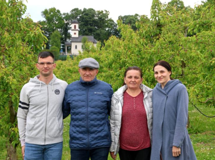 Mama gazdarica, sin menadžer, kćerka organizatorka, a svi poljoprivrednici: Zašto se mladi iz Banjaluke vraćaju na selo