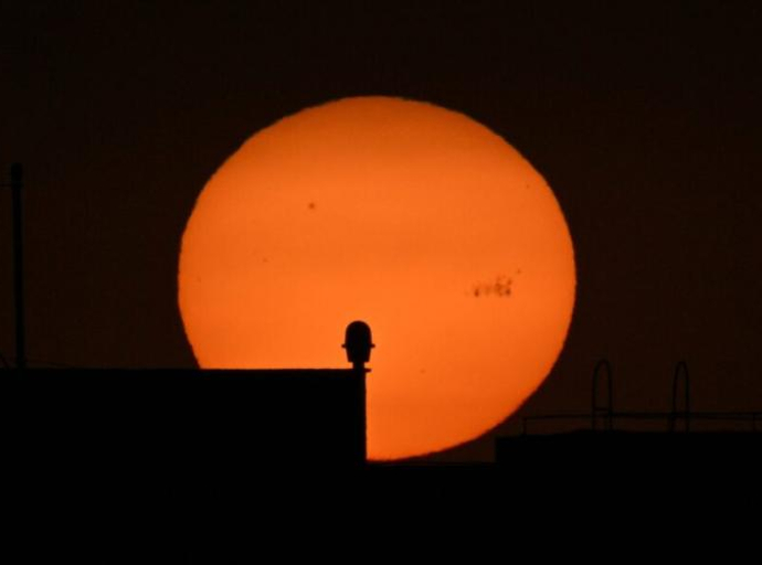 Zemlju će večeras pogoditi jaka solarna oluja, šta to znači za BiH?