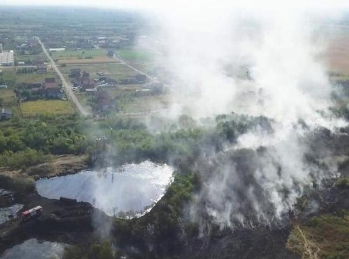 Vatra i dalje tinja: Modriča zove helikoptere u pomoć