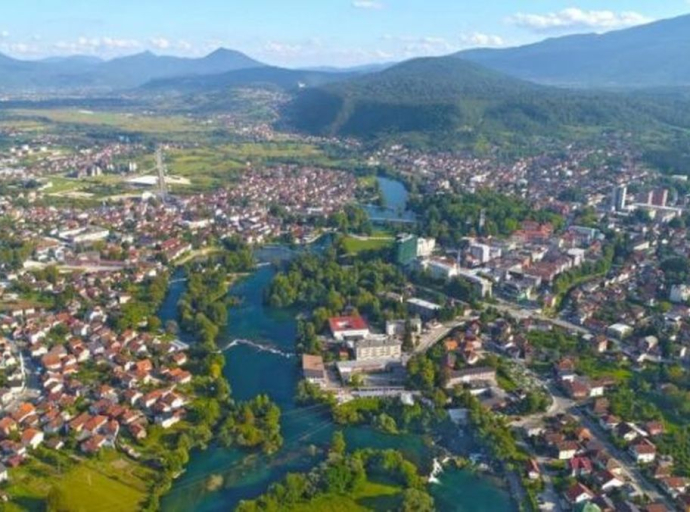 Bihać: Tenderi za stranačke donatore i kupovina mandata, migrantska kriza, nezaposlenost…