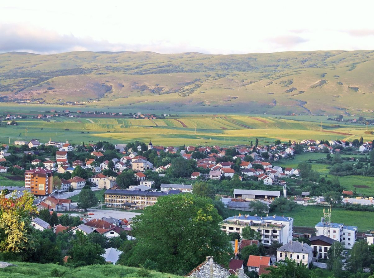 GLAMOČ: Malo stanovnika, puno afera