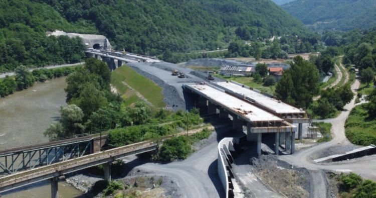 radovi na dionici Medakovo Ozimice FOTO Autoceste FBiH 1 1024x538