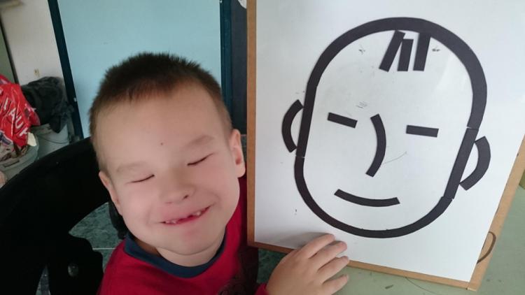 djecak i njegov autoportret 2 1024x576