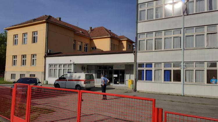 Srednjoskolskidom