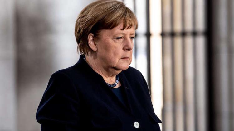 angela merkel epa 12
