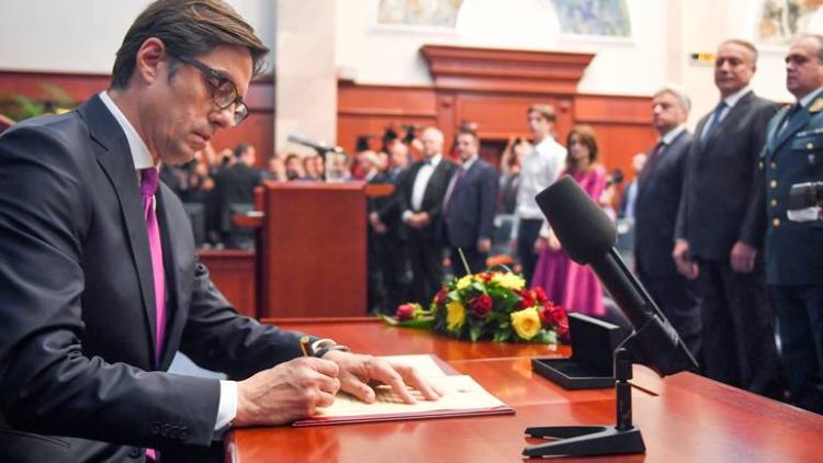 pendarovski2.epa 