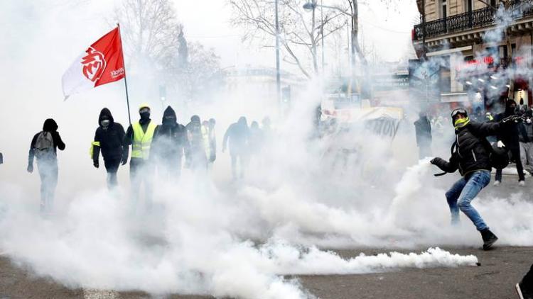 zuti.prsluci2.2.2019.epa 