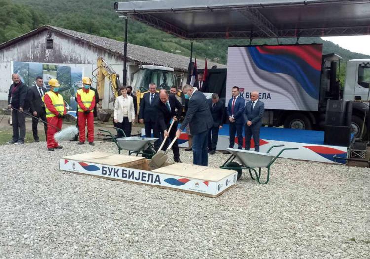 Buk Bijela HE bbg