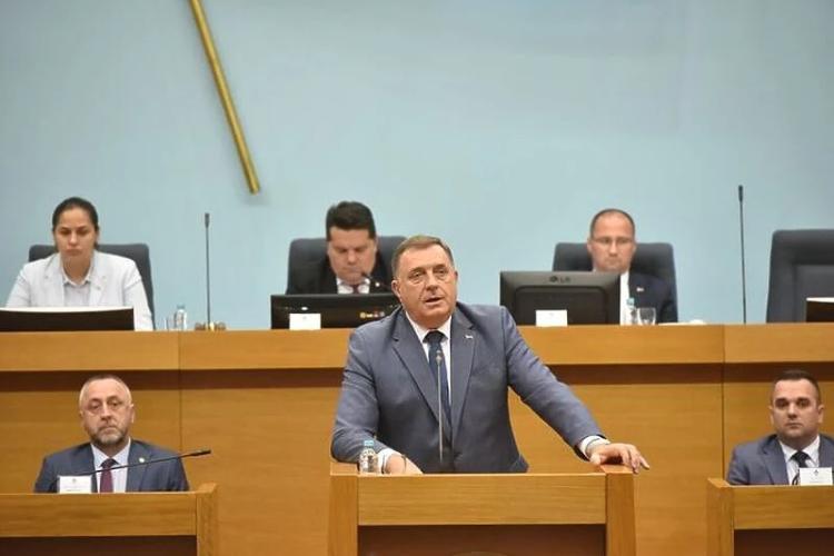 Dodik Foto NSRS