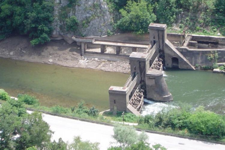 MHEVisegrad