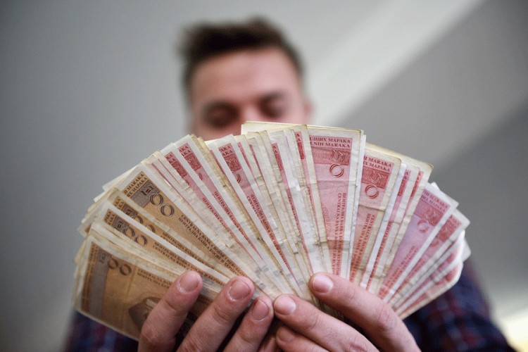 Novac foto Nezavisne