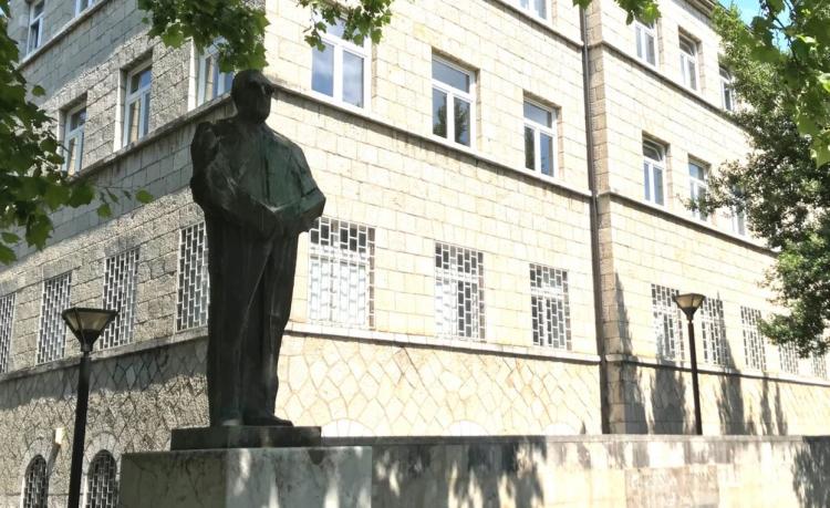 Spomenik Tudjmanu 45