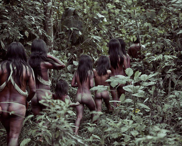 4 Huaorani Cononaco River Jimmy Nelson BEFORE THEY PASS AWAY 702x562