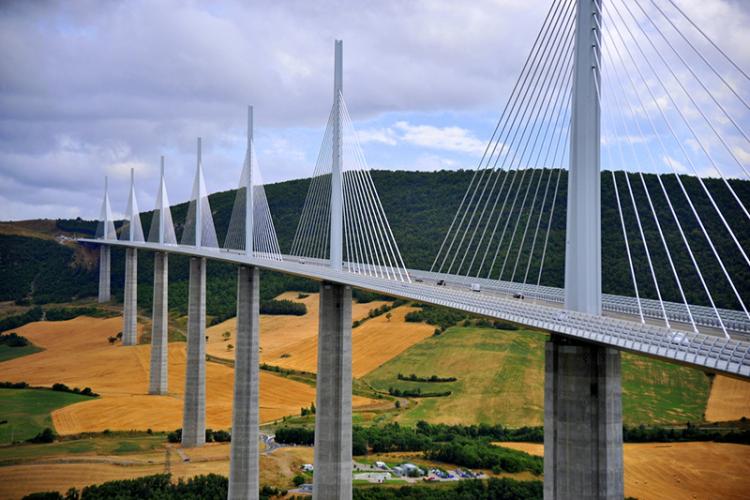 Viaduc de Millau 1